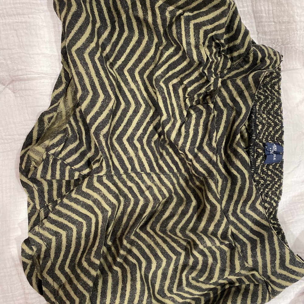 Shorts - Picture 2 of 4